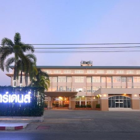 Chumphon Gardens Hotel Екстер'єр фото