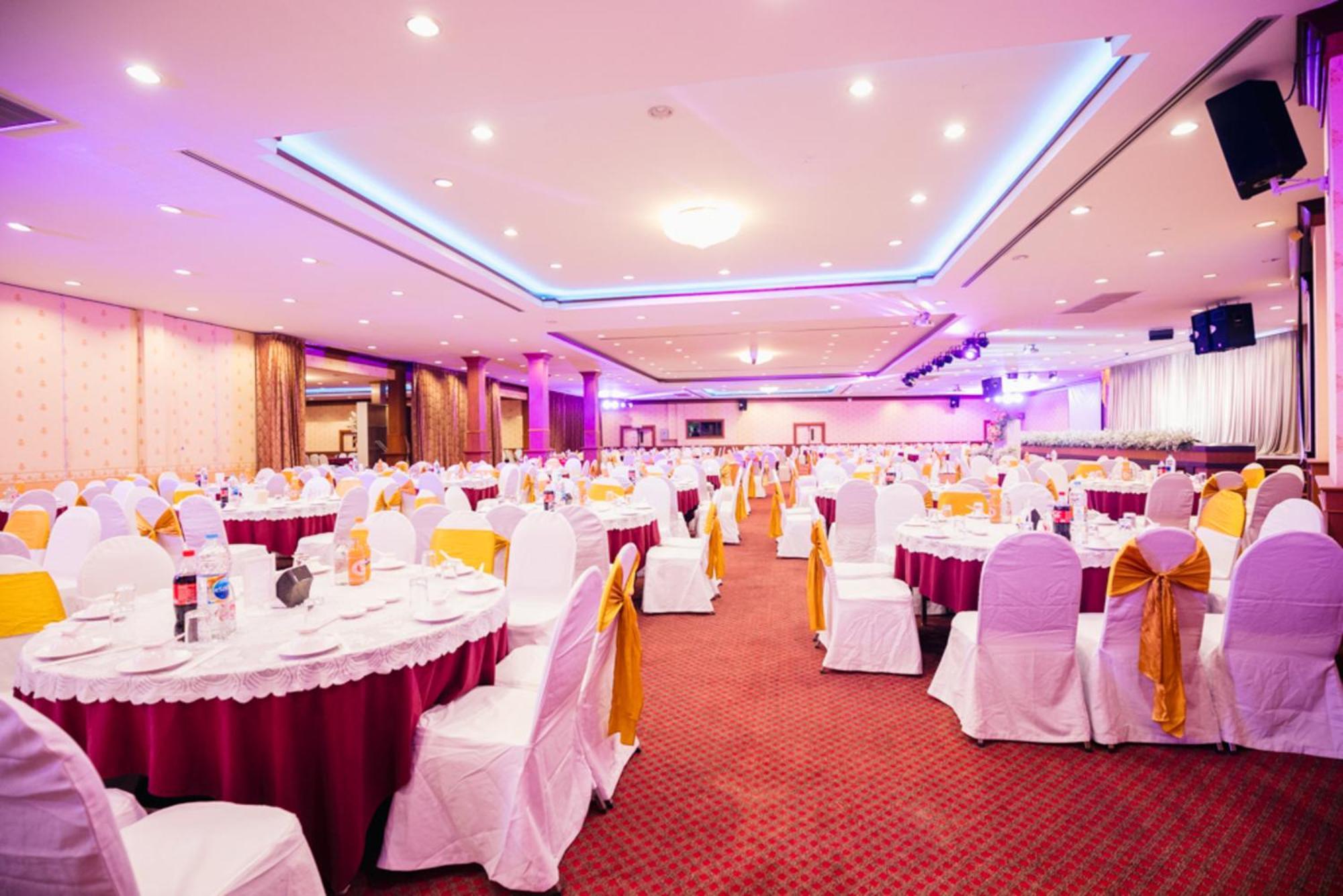 Chumphon Gardens Hotel Екстер'єр фото