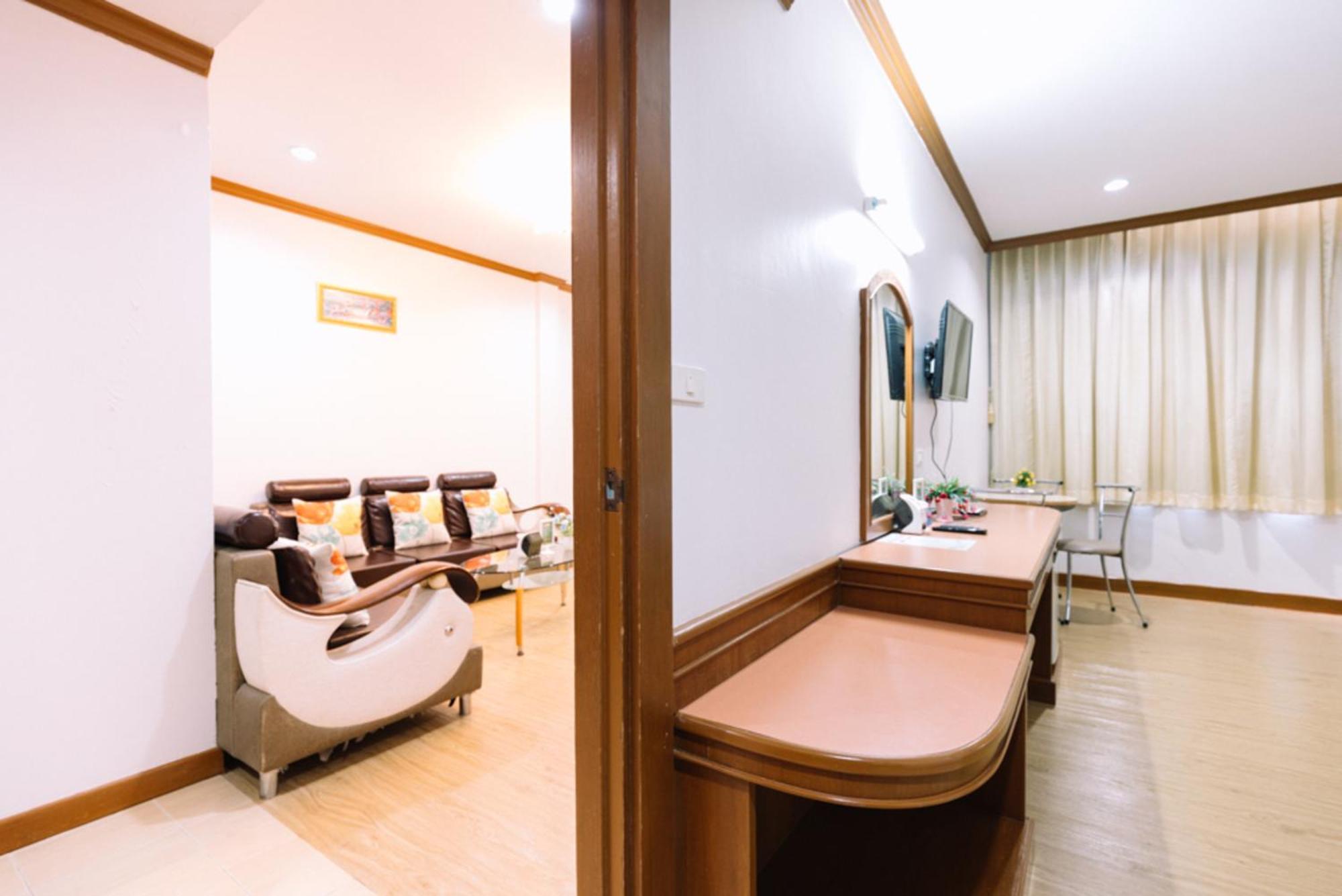 Chumphon Gardens Hotel Екстер'єр фото