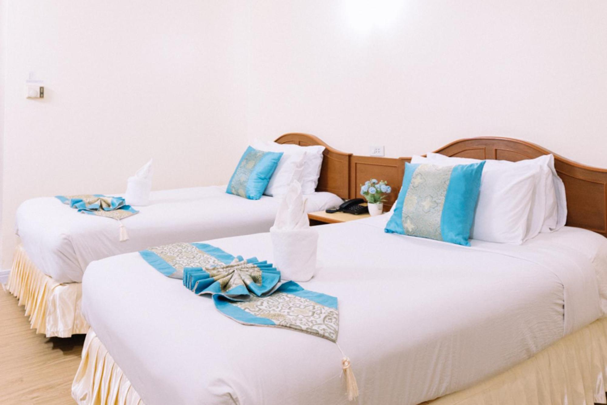 Chumphon Gardens Hotel Екстер'єр фото