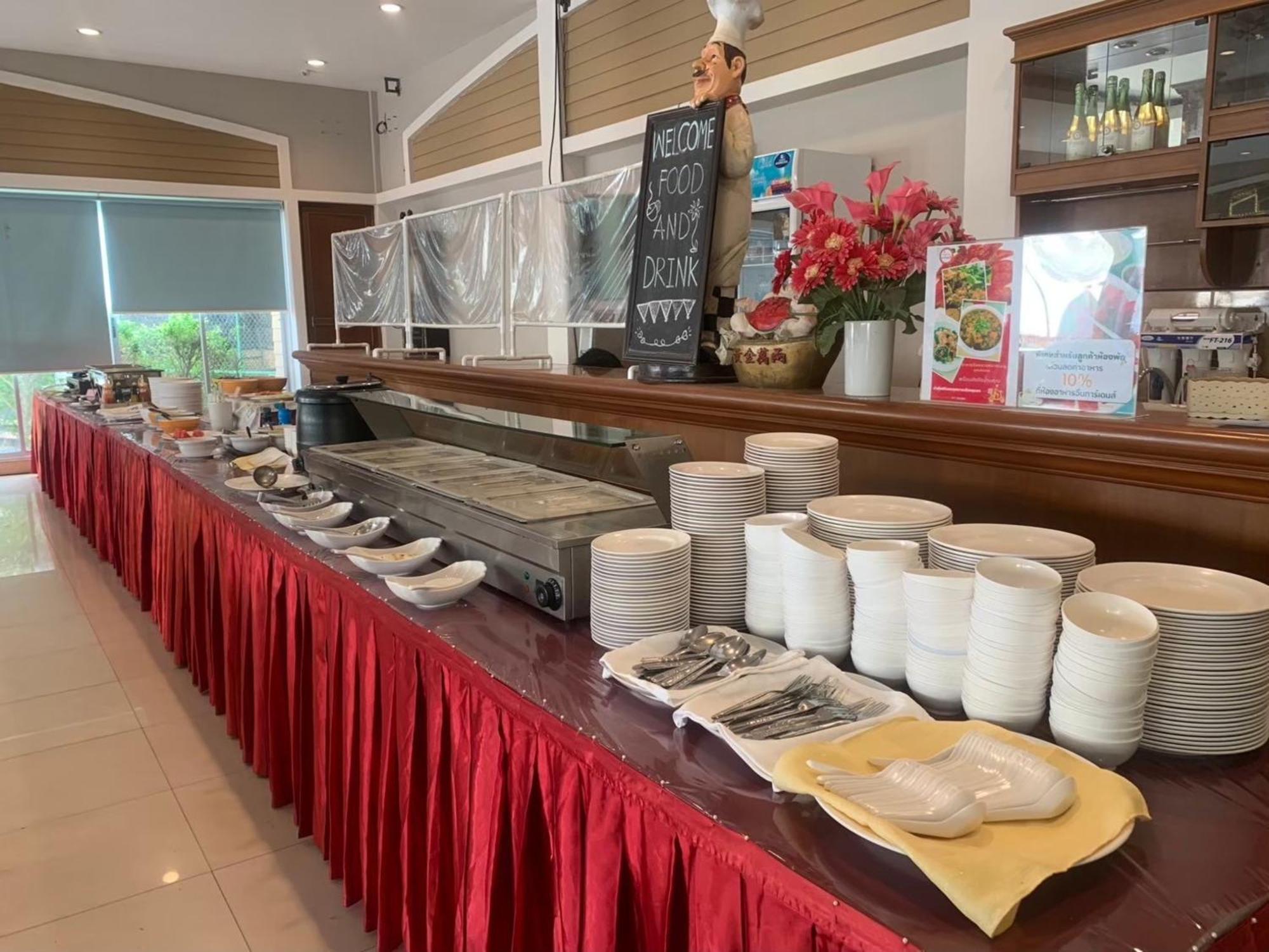 Chumphon Gardens Hotel Екстер'єр фото