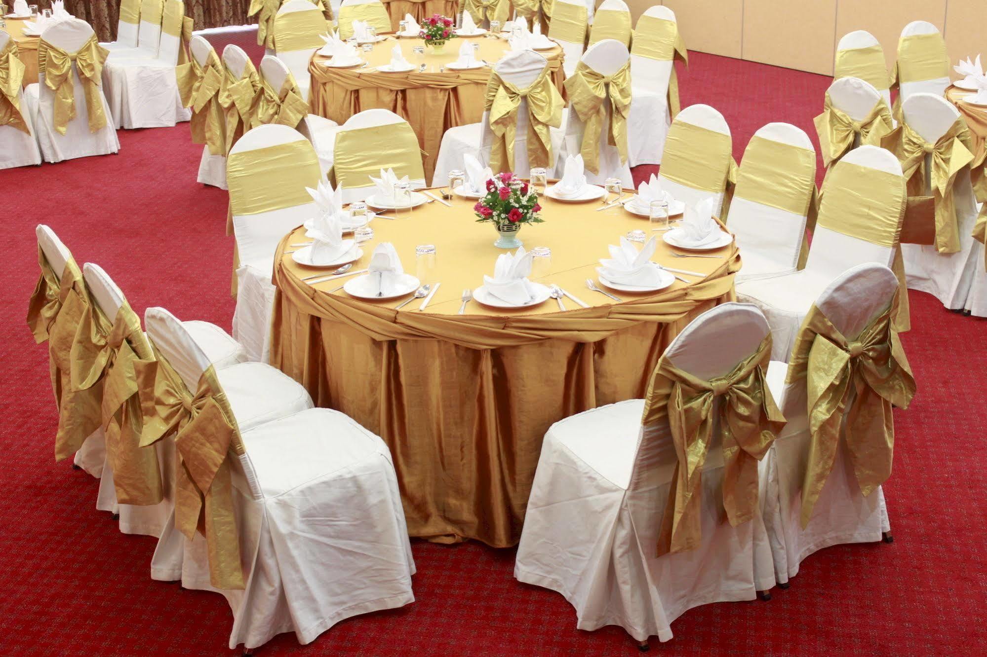 Chumphon Gardens Hotel Екстер'єр фото