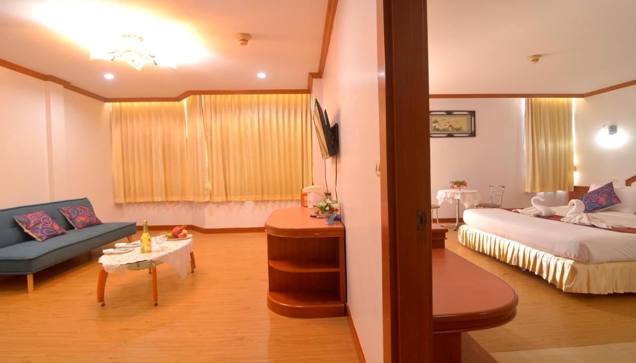 Chumphon Gardens Hotel Екстер'єр фото